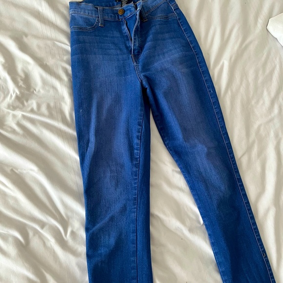 Bright blue jeans - Picture 1 of 3